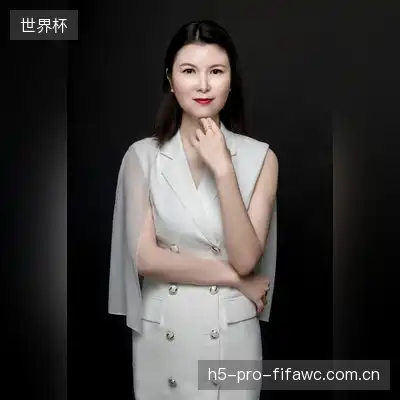 董冰